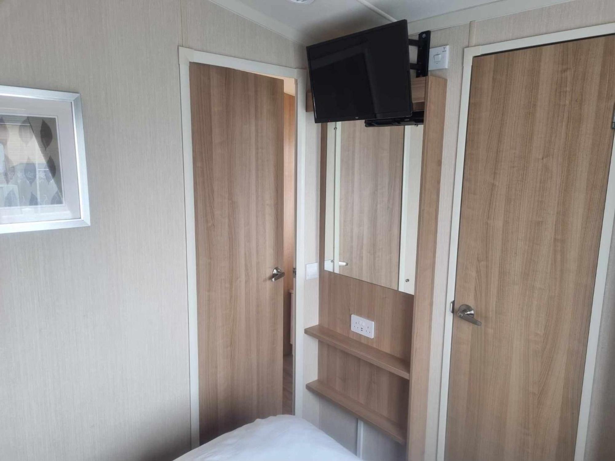 8 Berth Deluxe Caravan Palm Grove 142 Golden Palm Chapel St Leonards 외부 사진